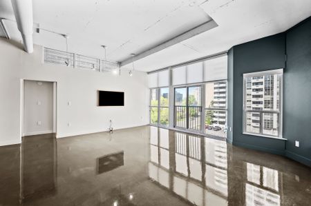 For Lease - 66 Bay Street Unit# 614, Hamilton, Ontario - Photo 3