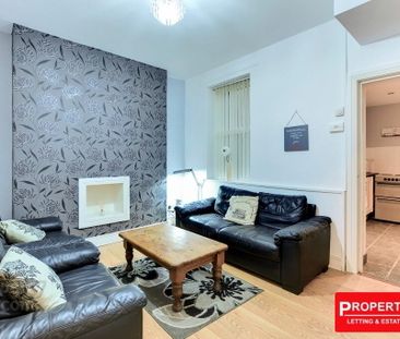 STUDENT ACCOMMODATION, 57 Rosemount Avenue, Derry/Londonderry, BT48... - Photo 1