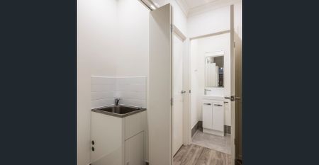 Three bedroom Townhouse in Richland - Photo 3