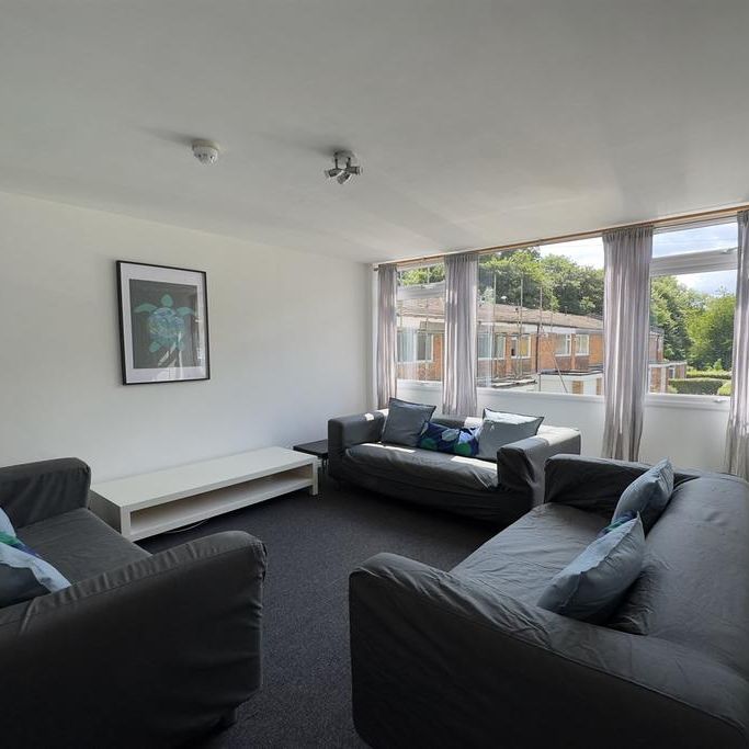 5 bedroom detached house to rent - Photo 1