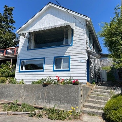 Fabulous South Facing Upper Level Home - Photo 1