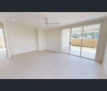 Spacious 230sqm Brand New 5-Bedroom Brighton Homes Build in Everlei... - Photo 2