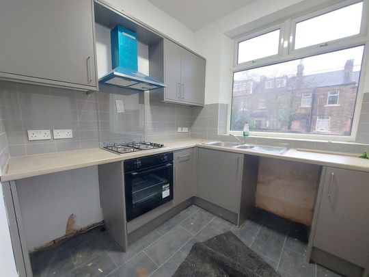 4 bedroom terraced house to rent - Photo 1