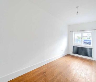 Farm Way, Worcester, KT4 - Photo 2