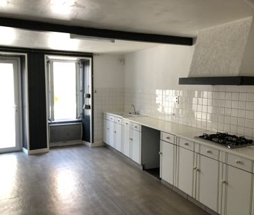 Location Maison 4 pièces 111m² DRAIN 49530 - Photo 2