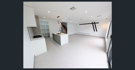 Luxury Living With 2 Master Bedrooms! - Photo 2