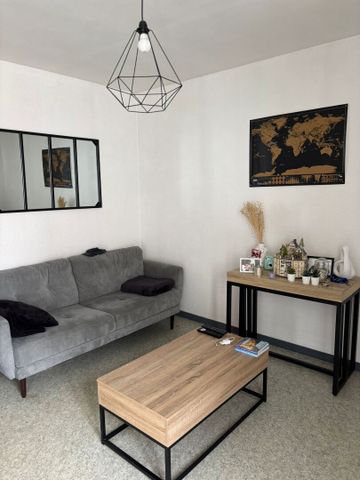 Location Appartement 2 pièces 39m² BESANCON 25000 - Photo 2