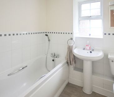Champs Sur Marne, Bristol, Gloucestershire, BS32 9BL - Photo 1