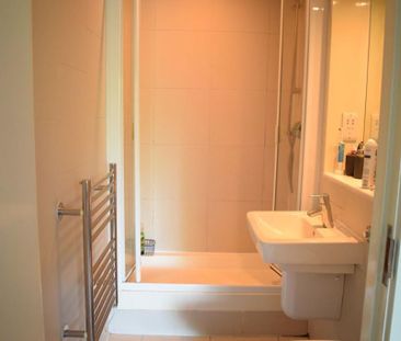 2 bedroom apartment to rent - Photo 6