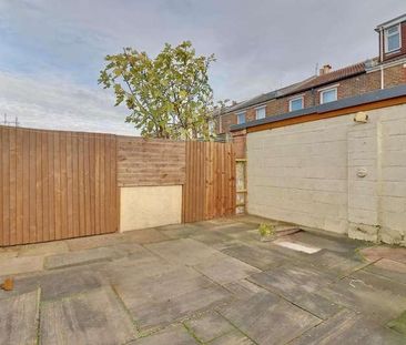 Dover Road, Portsmouth, PO3 - Photo 2