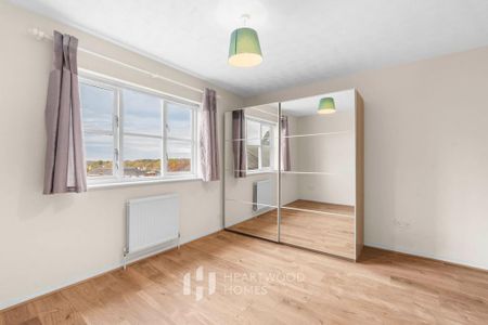 3 bedroom terraced house to rent - Photo 2