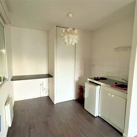 Location Appartement 2 pièces 44m² CONDE SUR L ESCAUT 59163 - Photo 3