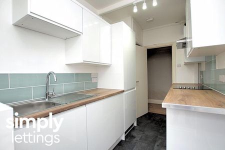 2 bedroom flat to rent - Photo 4
