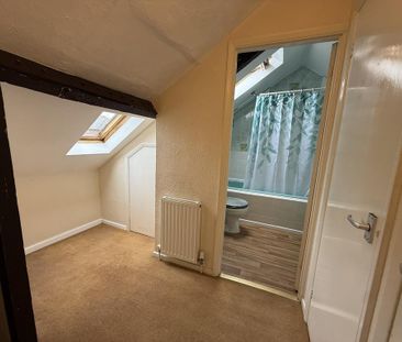 2 bedroom terraced house to rent - Photo 6