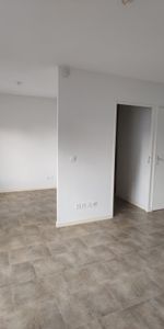 Location Appartement 1 pièce 28m² MANOSQUE 04100 - Photo 3