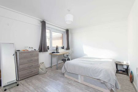 British Street, Mile End, E3 - Photo 3