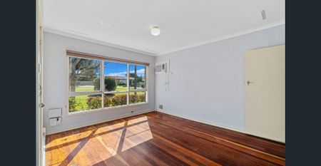 Central Mandurah Gem on 809sqm - Comfort, Character & Coastal Convenience - Photo 5