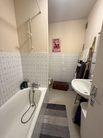 Location Appartement 1 pièce 29m² MONTAIGU VENDEE 85600 - Photo 4