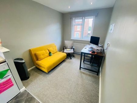 Burton Road, Nottingham, NG4 - Photo 3