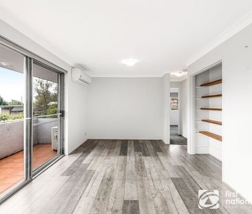 Contemporary Living, Perfect Location - Photo 1