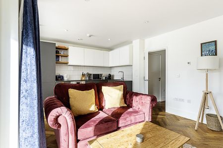 1 bedroom flat to rent - Photo 2