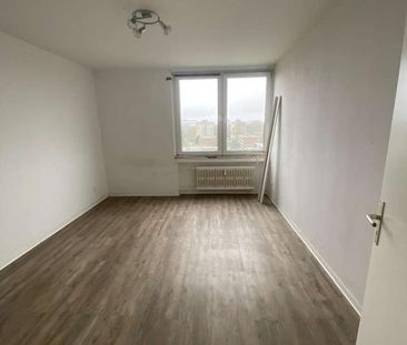 Remscheider Straße 54-helle 2 ZKB Wohnung im 6.OG *ab sofort* zu ve... - Photo 1