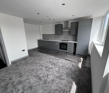 NEWLY REFURBISHED 1 BED APARTMENT - LEEDS - Photo 5