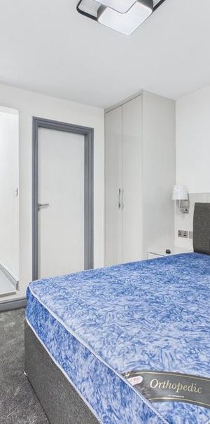 1 bedroom in a house share to rent - Photo 1