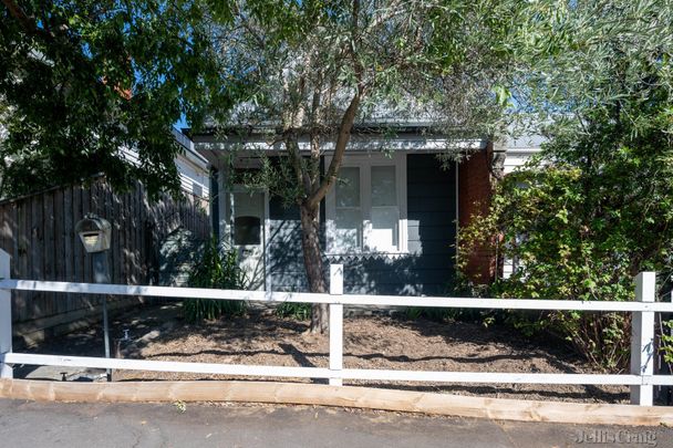 19 Henry Street, Northcote - Photo 1