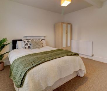 3 bedroom detached house to rent - Photo 4