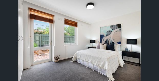 2 / 14 Repton Rd, Malvern East - Photo 1