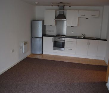 2 bedroom apartment to rent - Photo 4