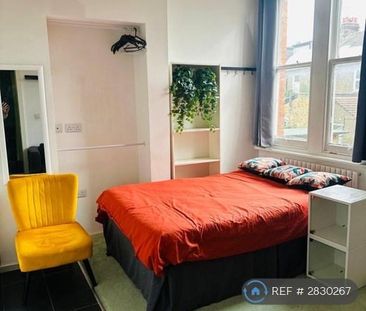 1 bedroom in a house share to rent - Photo 5