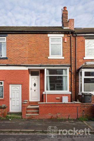 2 bed Terraced House to rent in Oxford Road, Maybank, ST5 - Photo 3