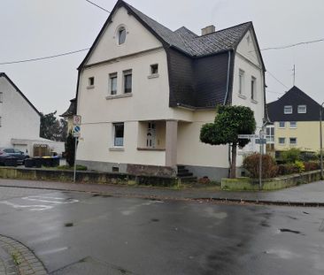 2,5- Zimmer Wohnung in Dachgeschoss im Plaidt - Foto 3