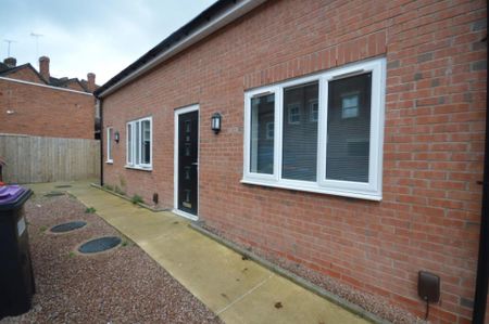 Brewers Court, Wellington - £725 pcm - Photo 5