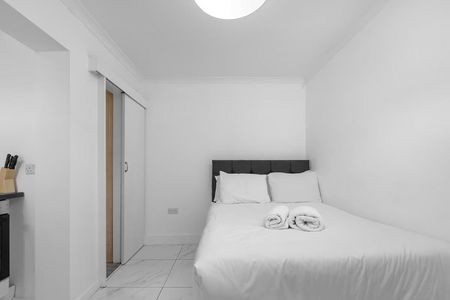 Bouverie Place - Photo 2