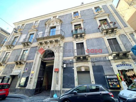 Bilocale via Alessandro Manzoni, 18, Centro Storico, Catania - Photo 3
