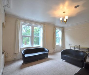 3 bedroom apartment to rent - Photo 2