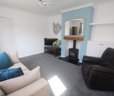 3 bedroom semi-detached house to rent - Photo 4