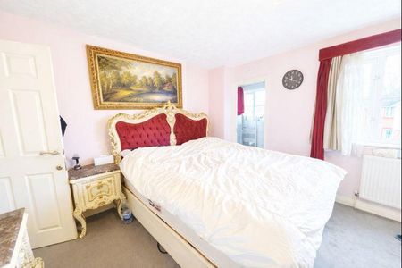 4 bedroom house to rent - Photo 3