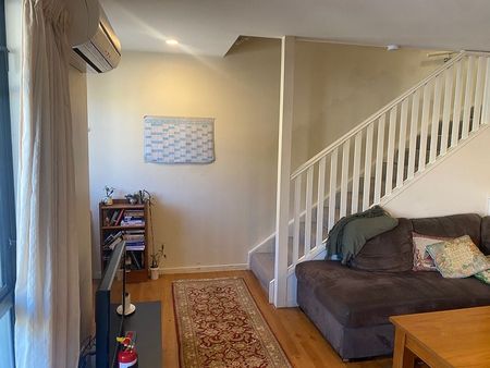 Stylish 4-Bedroom Home in the Heart of Aro Valley - Photo 2