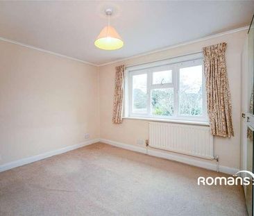 Westover Road, Fleet, Hampshire, GU51 - Photo 5