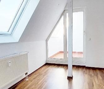 Komplett sanierte 2-Zimmer Wohnung, Terrasse und neue Einbaküche - Foto 5