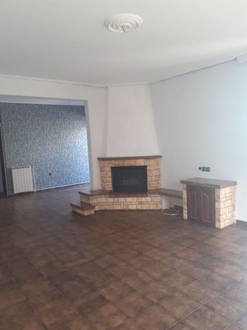 Διαμέρισμα για ενοικίαση - Μελίσσια, - Photo 2