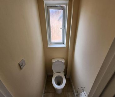 5 bedroom terraced house to rent - Photo 2
