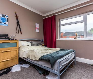 3 bedroom terraced house to rent - Photo 5