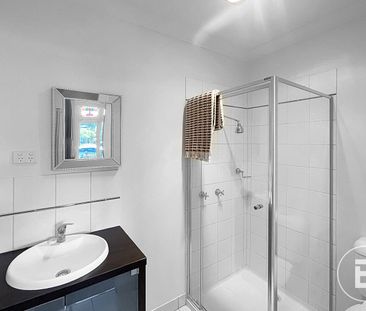 509A MacArthur Street, Soldiers Hill, Vic 3350 - Photo 2