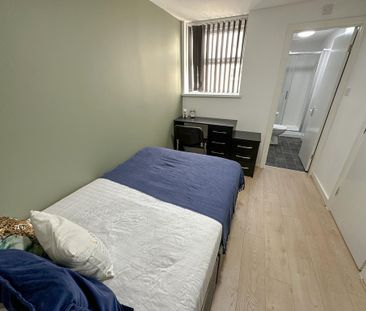 5 bedroom terraced house to rent - Photo 2