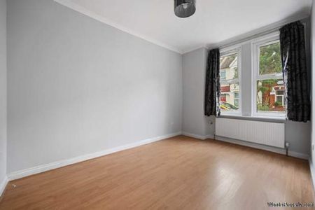 4 bedroom property to rent in London - Photo 3